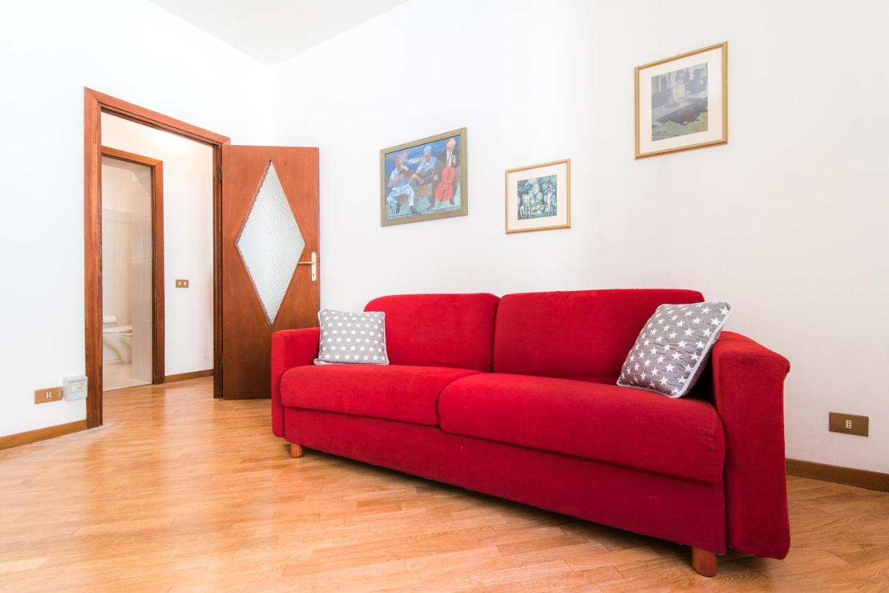 Center Home - The House Of Travelers كومو المظهر الخارجي الصورة